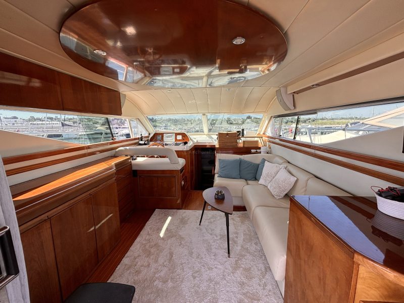 Private Yacht Daily Tour | AnchorsBook Photo Private Yacht Daily Tour