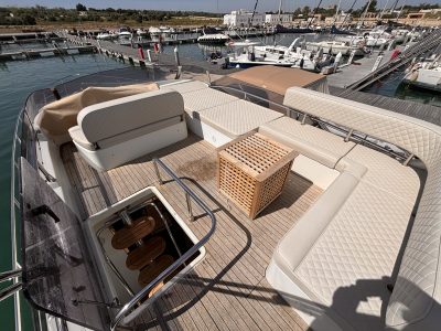 Pershing 33ft - 7 Hour Yacht Charter on the Amalfi Coast | AnchorsBook Photo Private Yacht Daily Tour