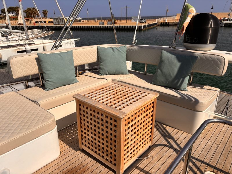 Private Yacht Daily Tour | AnchorsBook Photo Private Yacht Daily Tour