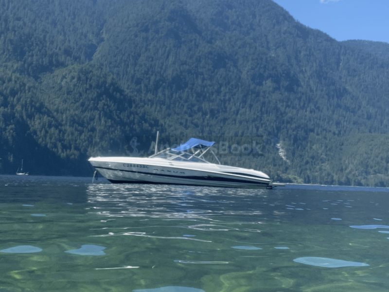 North Vancouver Boat Rental - 6 Max Guests (Pet Friendly) | AnchorsBook Photo North Vancouver Boat Rental - 6 Max Guests (Pet Friendly)