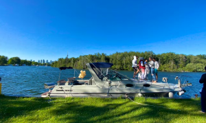 British Columbia Boat Rental & Yacht Charter | AnchorsBook Photo British Columbia Boat Rental & Yacht Charter | AnchorsBook.com