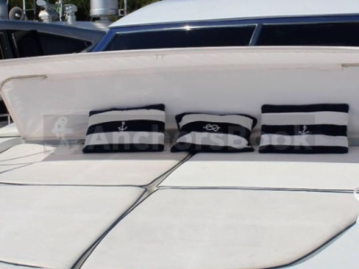 Full Day Yacht Charter In Italy - EVO 43 R4 WA | AnchorsBook Photo Amer Raffaelli 22 fly | 74ft