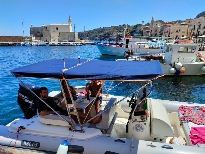 GOMMONE BSC 65- SUZUKI 175 CV | AnchorsBook Photo GOMMONE BSC 65- SUZUKI 175 CV