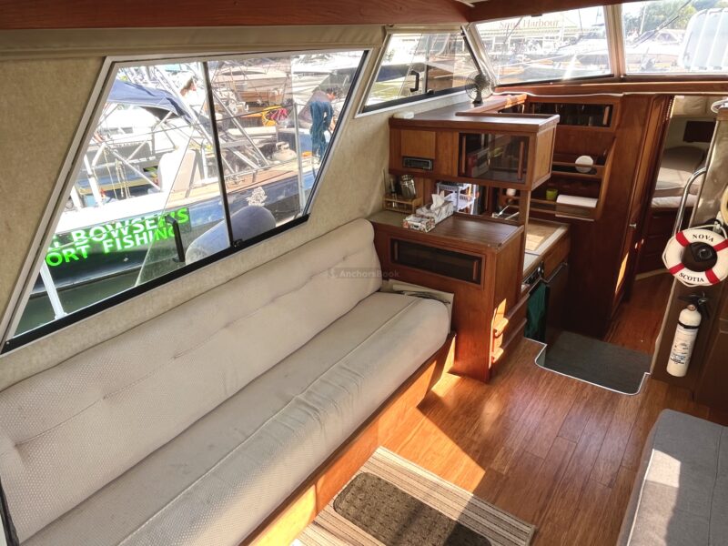 35' Fairbanks Flybridge 12 Guests - (2hr minimum) - Mississauga/ Toronto/ Oakville/ Hamilton/ Scarborough Bluffs/ GTA | AnchorsBook Photo 35' Fairbanks Flybridge 12 Guests - (2hr minimum) - Mississauga/ Toronto/ Oakville/ Hamilton/ Scarborough Bluffs/ GTA