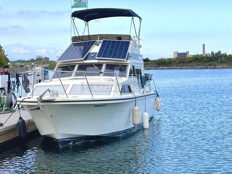 35' Fairbanks Flybridge 12 Guests - (2hr minimum) - Mississauga/ Toronto/ Oakville/ Hamilton/ Scarborough Bluffs/ GTA | AnchorsBook Photo 35' Fairbanks Flybridge 12 Guests - (2hr minimum) - Mississauga/ Toronto/ Oakville/ Hamilton/ Scarborough Bluffs/ GTA