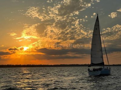 South Carolina Boat Rental & Yacht Charter | AnchorsBook Photo 2002 BENETEAU FIRST 36.7 SAILBOAT - 2.5 Hour Luxury Private Sailboat Tour
