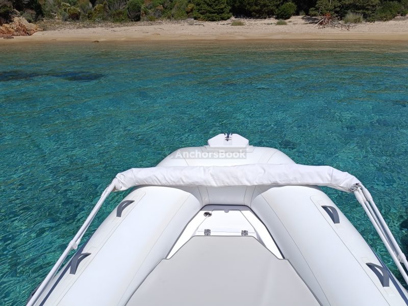 Selva D540 Evolution rubber boat available for rent without skipper | AnchorsBook Photo Selva D540 Evolution rubber boat available for rent without skipper