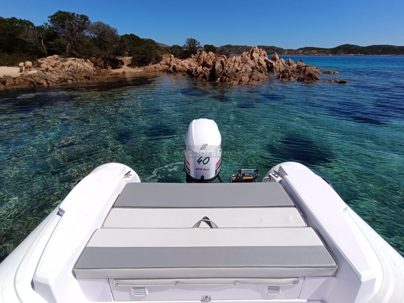 Selva D540 Evolution rubber boat available for rent without skipper | AnchorsBook Photo Selva D540 Evolution rubber boat available for rent without skipper