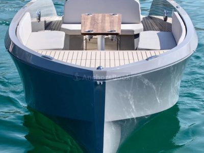 Boat rental with skipper (3 Hour Slots)