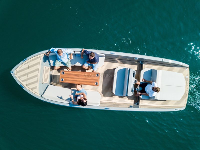 Boat rental with skipper (3 Hour Slots) | AnchorsBook Photo Boat rental with skipper (3 Hour Slots)