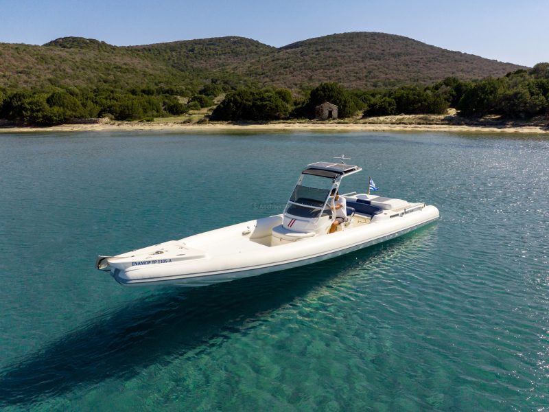 ISLE day - Daytrips to Greek Islands | AnchorsBook Photo ISLE day - Daytrips to Greek Islands