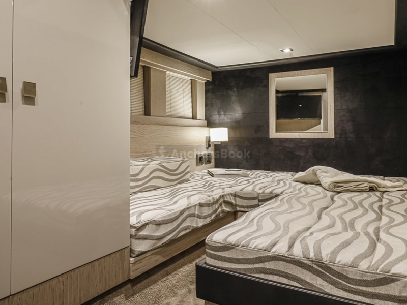 Cranchi 43 Eco Trawler available for rental with Captain and Crew | AnchorsBook Photo Cranchi 43 Eco Trawler available for rental with Captain and Crew