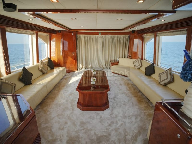Majesty 88ft Yacht Rental (Dubai – 50 Guests Max) with Jacuzzi | AnchorsBook Photo Majesty 88ft Yacht Rental (Dubai – 50 Guests Max) with Jacuzzi