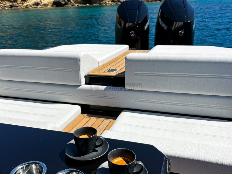 SEAFIGHTER SHADOW 40FT / SEA WOLF (4 Hours Minimum) | AnchorsBook Photo SEAFIGHTER SHADOW 40FT / SEA WOLF (4 Hours Minimum)