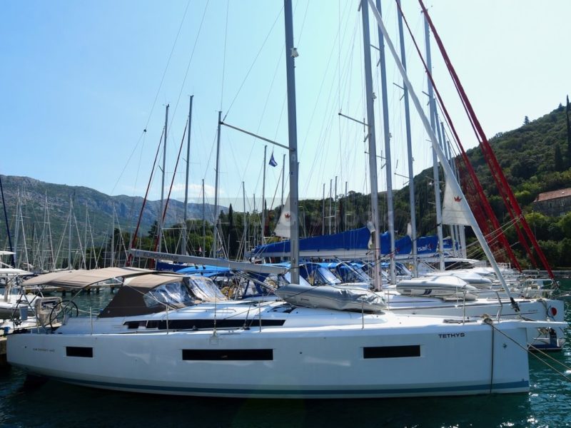 Sun Odyssey 440 - Tethys - 2019 | AnchorsBook Photo Sun Odyssey 440 - Tethys - 2019