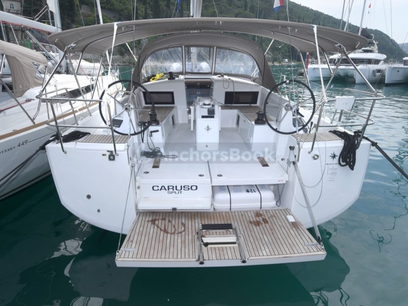 Sun Odyssey 490 - 5 cab. - Caruso - 2019 | AnchorsBook Photo Sun Odyssey 490 - 5 cab. - Caruso - 2019