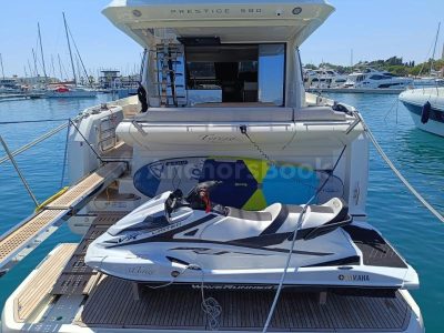 Lady Butterfly | AnchorsBook Photo Prestige 590 Flybridge – Tereza – 2019