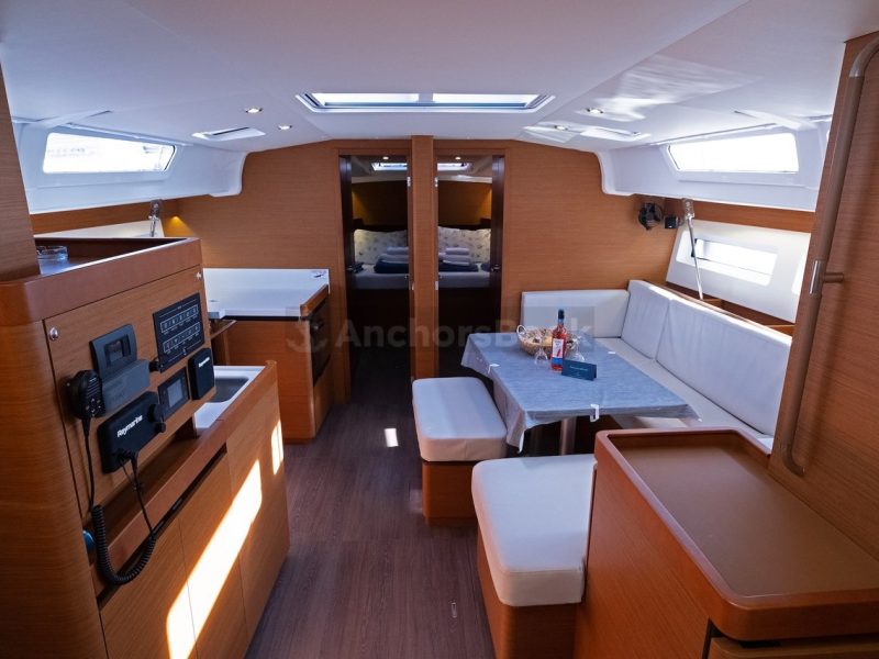 Sun Odyssey 490 - 4 + 1 cab. - Mystic Kiss - 2024 | AnchorsBook Photo Sun Odyssey 490 - 4 + 1 cab. - Mystic Kiss - 2024