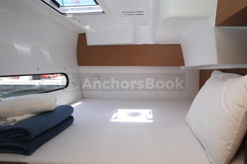 Excess 11 – Gold Kiss – 2023 | AnchorsBook Photo Excess 11 – Gold Kiss – 2023
