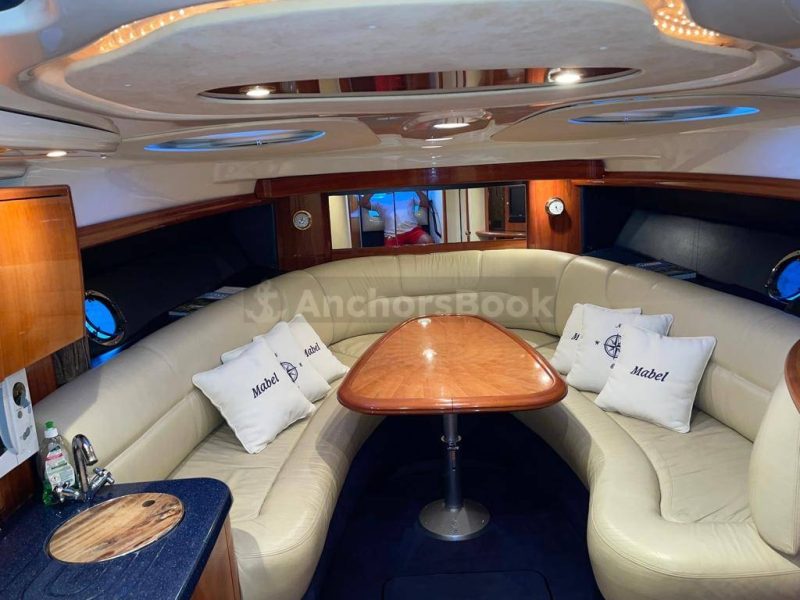 Full Day Boat Rental In Italy - CRANCHI41 ENDURANCE | AnchorsBook Photo Full Day Boat Rental In Italy - CRANCHI41 ENDURANCE