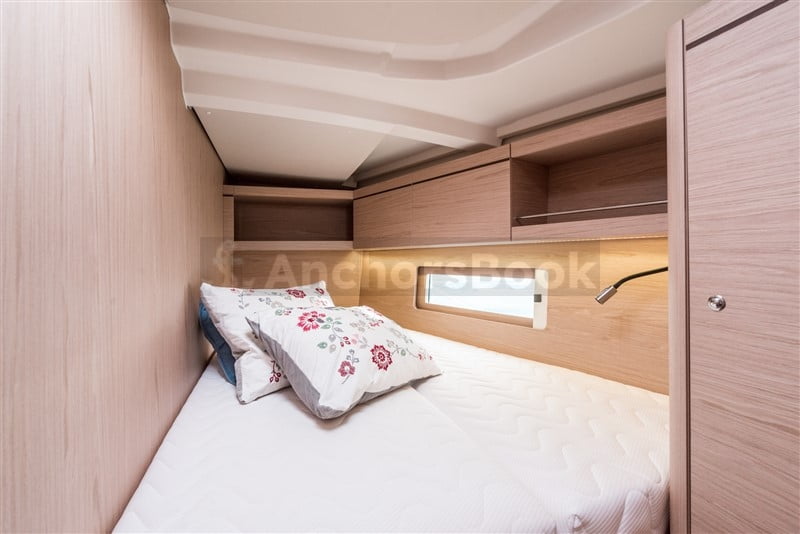 Oceanis 38.1 Beneteau - Majano - Full Week Charter In Split, Croatia | AnchorsBook Photo Oceanis 38.1 Beneteau - Majano - Full Week Charter In Split, Croatia