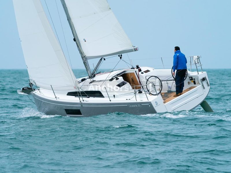 Oceanis 30.1 Beneteau - Mobula Zero - Full Week Charter In Split, Croatia | AnchorsBook Photo Oceanis 30.1 Beneteau - Mobula Zero - Full Week Charter In Split, Croatia