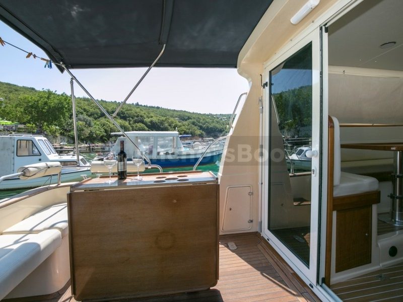 Full Week Yacht Charter In Pula, Croatia (DAMOR 980 Fjera) | AnchorsBook Photo Full Week Yacht Charter In Pula, Croatia (DAMOR 980 Fjera)