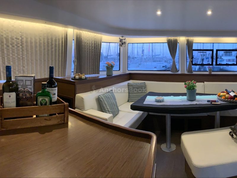 CATAMARAN Lagoon 450F, Catamaran Lagoon 42 - Full Week Luxury Charter | AnchorsBook Photo CATAMARAN Lagoon 450F, Catamaran Lagoon 42 - Full Week Luxury Charter