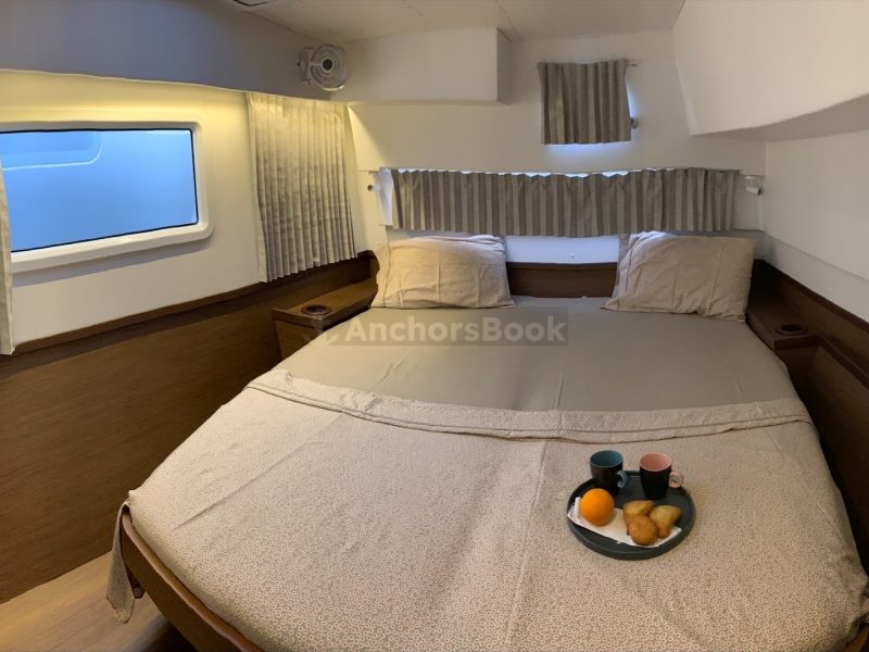 CATAMARAN Lagoon 450F, Catamaran Lagoon 42 - Full Week Luxury Charter | AnchorsBook Photo CATAMARAN Lagoon 450F, Catamaran Lagoon 42 - Full Week Luxury Charter
