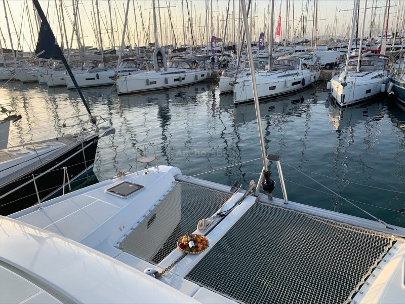 CATAMARAN Lagoon 450F, Catamaran Lagoon 42 - Full Week Luxury Charter | AnchorsBook Photo CATAMARAN Lagoon 450F, Catamaran Lagoon 42 - Full Week Luxury Charter