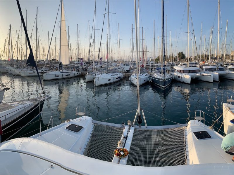 CATAMARAN Lagoon 450F, Catamaran Lagoon 42 - Full Week Luxury Charter | AnchorsBook Photo CATAMARAN Lagoon 450F, Catamaran Lagoon 42 - Full Week Luxury Charter