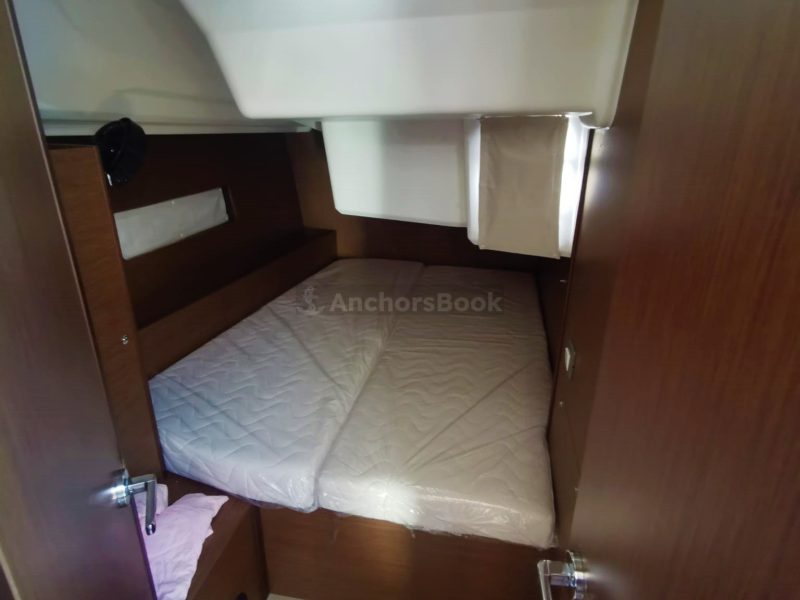 Oceanis 40.1 Beneteau - Dory - Full Week Charter In Pula, Croatia | AnchorsBook Photo Oceanis 40.1 Beneteau - Dory - Full Week Charter In Pula, Croatia