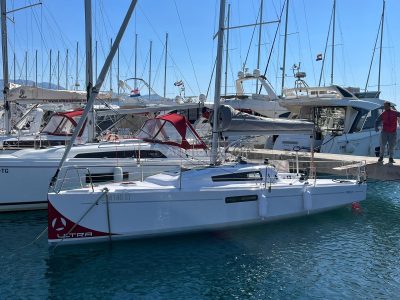 First 27 Beneteau - Suferina - Full Week Charter In Split, Croatia