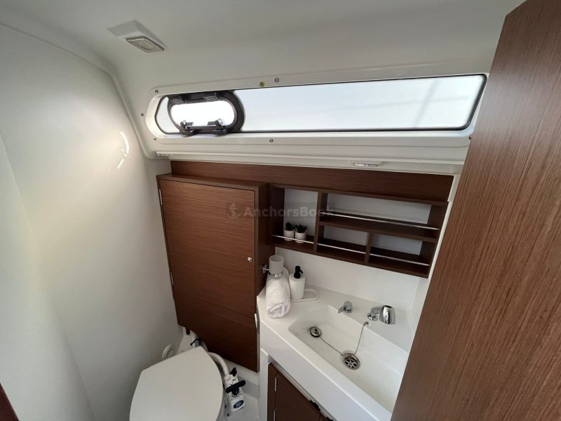 Oceanis 34.1 Beneteau - Rookie - Full Week Charter In Split, Croatia | AnchorsBook Photo Oceanis 34.1 Beneteau - Rookie - Full Week Charter In Split, Croatia
