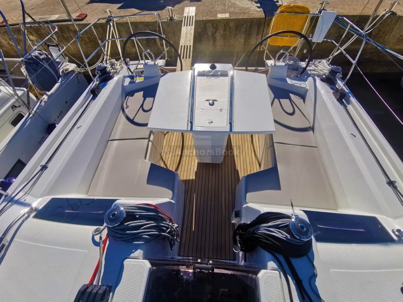 Oceanis 40.1 - Beneteau - Starlight - Full Week Charter In Pula, Croatia | AnchorsBook Photo Oceanis 40.1 - Beneteau - Starlight - Full Week Charter In Pula, Croatia