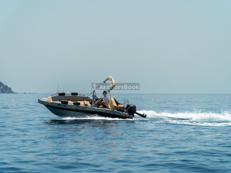 Half Day Boat rental in Santorini- No license required | AnchorsBook Photo Half Day Boat rental in Santorini- No license required