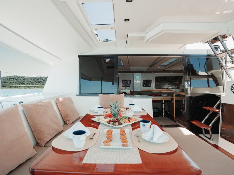 Fountaine Pajot Helia 44ft | AnchorsBook Photo Fountaine Pajot Helia 44ft