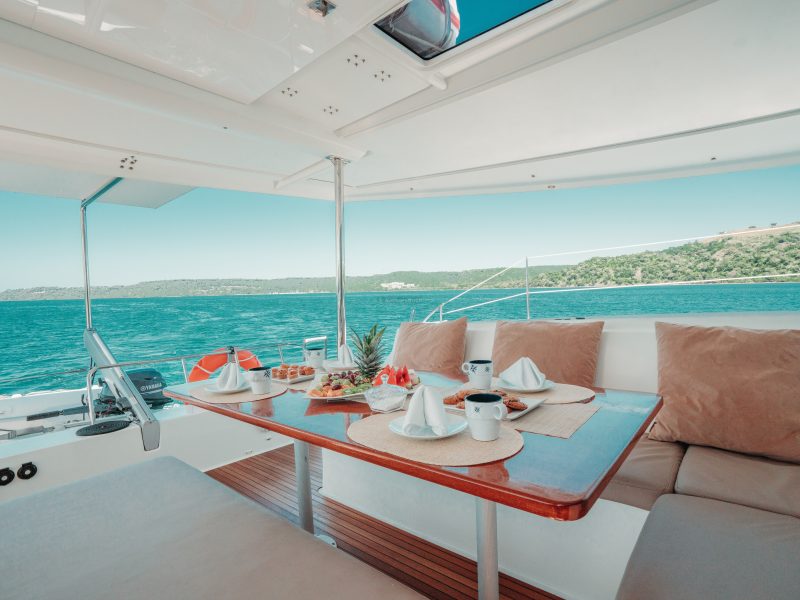 Fountaine Pajot Helia 44ft | AnchorsBook Photo Fountaine Pajot Helia 44ft