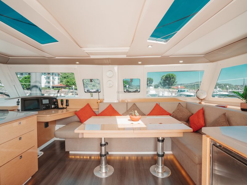 Fountaine Pajot Helia 44ft | AnchorsBook Photo Fountaine Pajot Helia 44ft