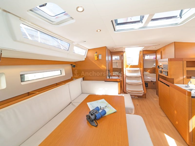 Jeanneau Sun Odyssey 490 Full Week Yacht Charter | AnchorsBook Photo Jeanneau Sun Odyssey 490 Full Week Yacht Charter