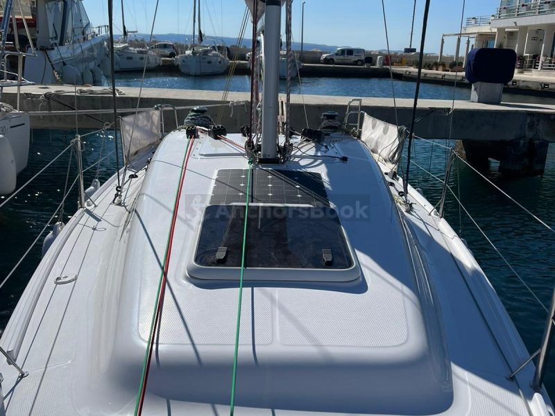 First 27 Beneteau - Suferina - Full Week Charter In Split, Croatia | AnchorsBook Photo First 27 Beneteau - Suferina - Full Week Charter In Split, Croatia