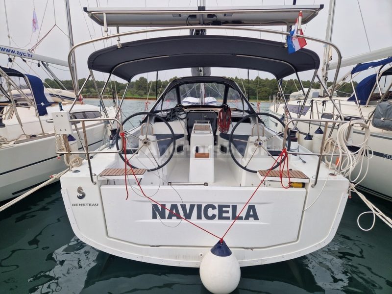 Beneteau Oceanis 34.1 Full Week Charter - In Medulin, Croatia | AnchorsBook Photo Beneteau Oceanis 34.1 Full Week Charter - In Medulin, Croatia