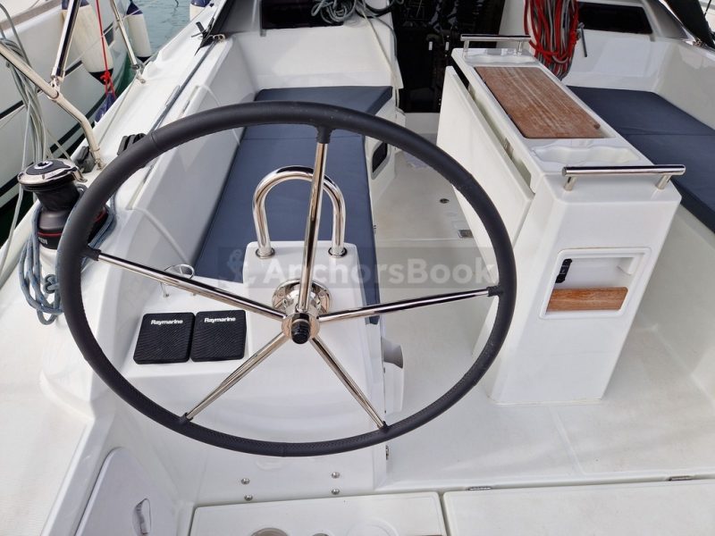 Beneteau Oceanis 34.1 Full Week Charter - In Medulin, Croatia | AnchorsBook Photo Beneteau Oceanis 34.1 Full Week Charter - In Medulin, Croatia