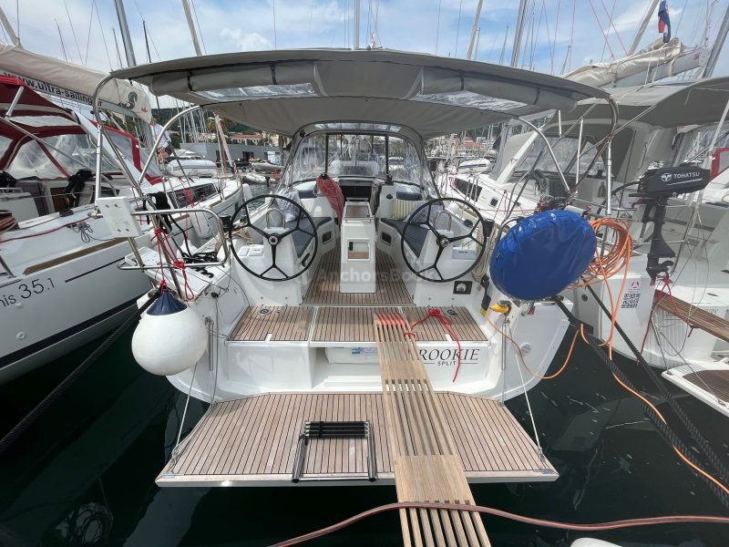 Oceanis 34.1 Beneteau - Rookie - Full Week Charter In Split, Croatia | AnchorsBook Photo Oceanis 34.1 Beneteau - Rookie - Full Week Charter In Split, Croatia