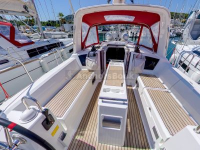 Oceanis 35.1 Beneteau - Lampuga - Full Week Charter In Split, Croatia