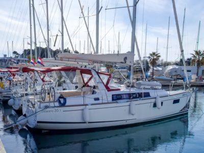 Oceanis 35.1 Beneteau - Lampuga - Full Week Charter In Split, Croatia