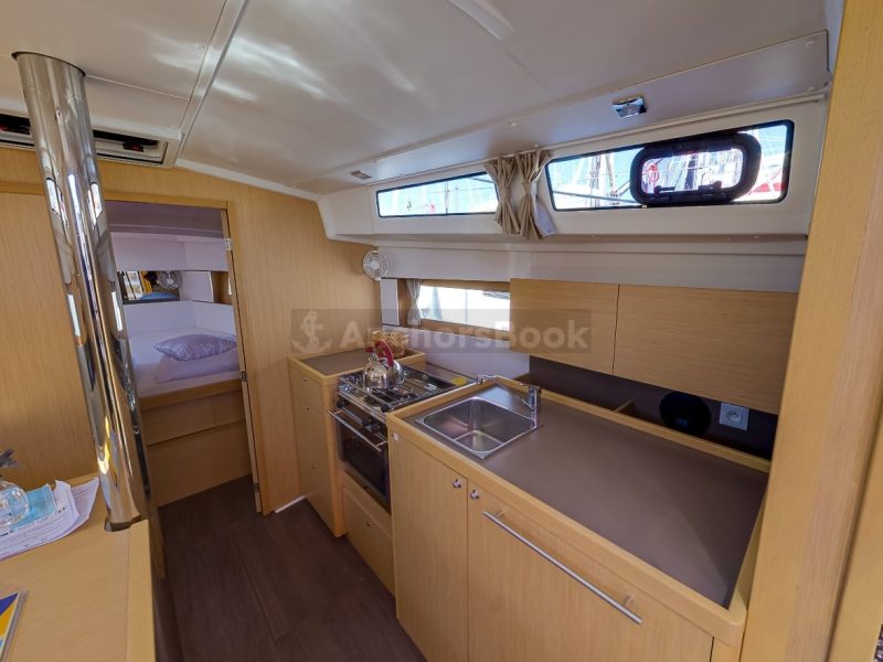 Oceanis 38.1 Beneteau - Cvita - Full Week Charter In Split, Croatia | AnchorsBook Photo Oceanis 38.1 Beneteau - Cvita - Full Week Charter In Split, Croatia