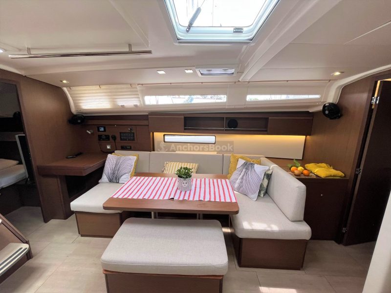 Oceanis 40.1 - Beneteau - Bibi One - Full Week Charter In Split, Croatia | AnchorsBook Photo Oceanis 40.1 - Beneteau - Bibi One - Full Week Charter In Split, Croatia