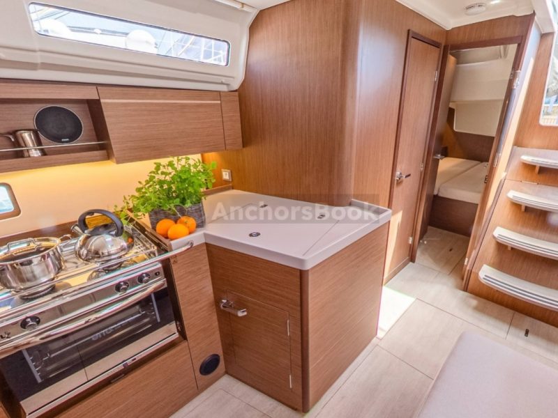 Oceanis 40.1 - Beneteau - Starlight - Full Week Charter In Pula, Croatia | AnchorsBook Photo Oceanis 40.1 - Beneteau - Starlight - Full Week Charter In Pula, Croatia