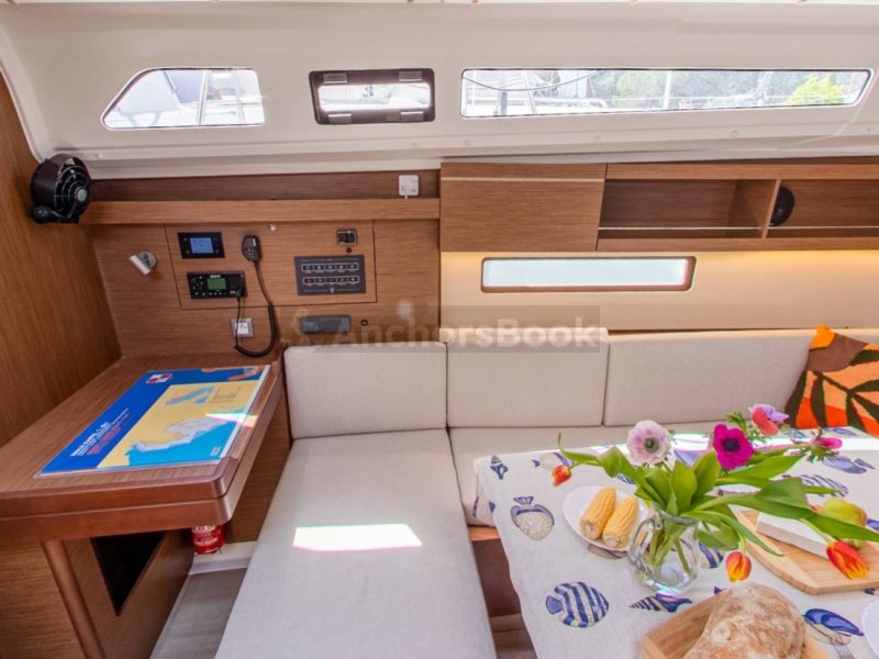 Oceanis 40.1 - Beneteau - Starlight - Full Week Charter In Pula, Croatia | AnchorsBook Photo Oceanis 40.1 - Beneteau - Starlight - Full Week Charter In Pula, Croatia
